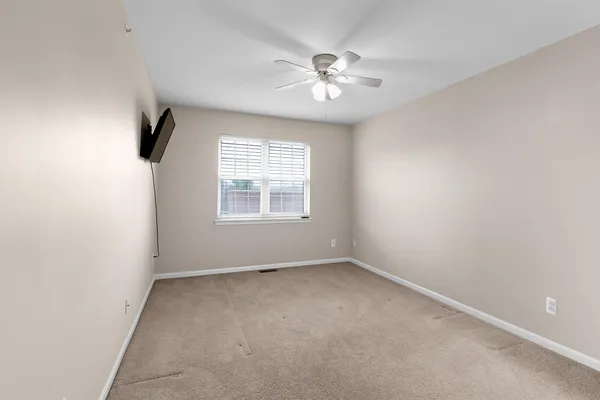 $299,000 | 16992 Farmington Road, Livonia, MI 48154
