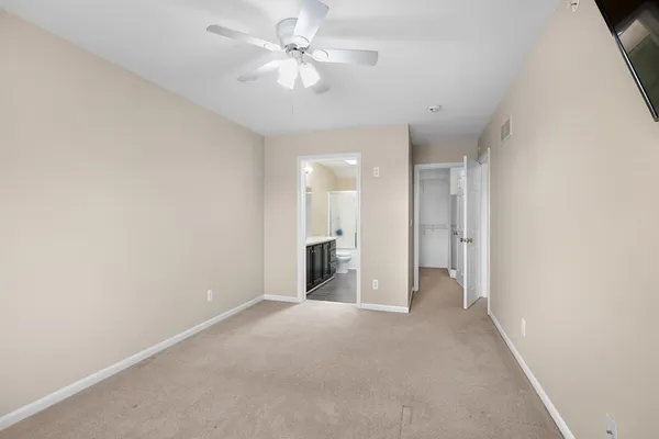 $299,000 | 16992 Farmington Road, Livonia, MI 48154