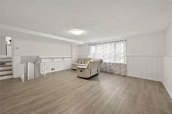 $439,900 | 110 Dunrovin Lane, Brighton, NY 14618