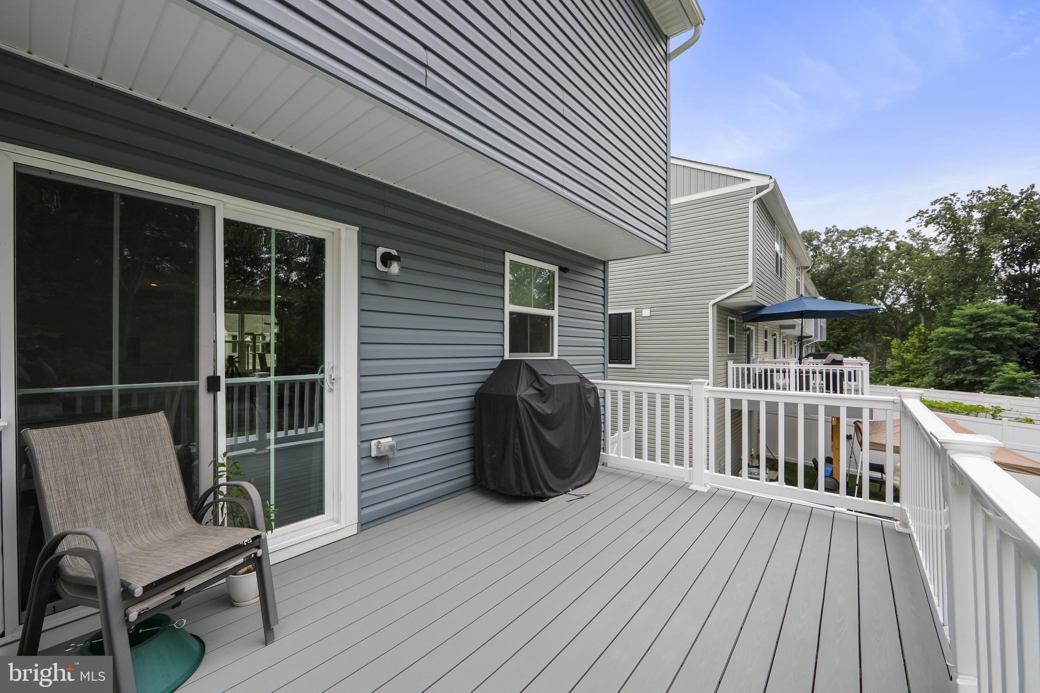 112 Rowand Way East Clementon, NJ 08021 - Photo 35 of 59 AMAZING DECK