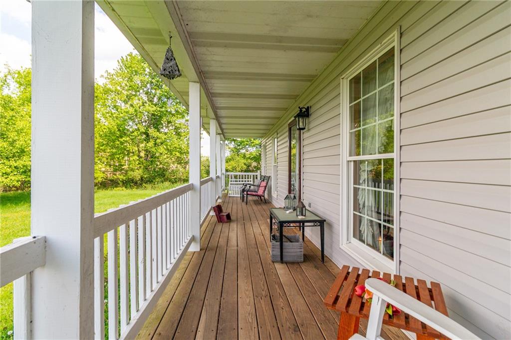 164 Bradley Road Jackson Center, PA 16133 - Photo 2 of 27