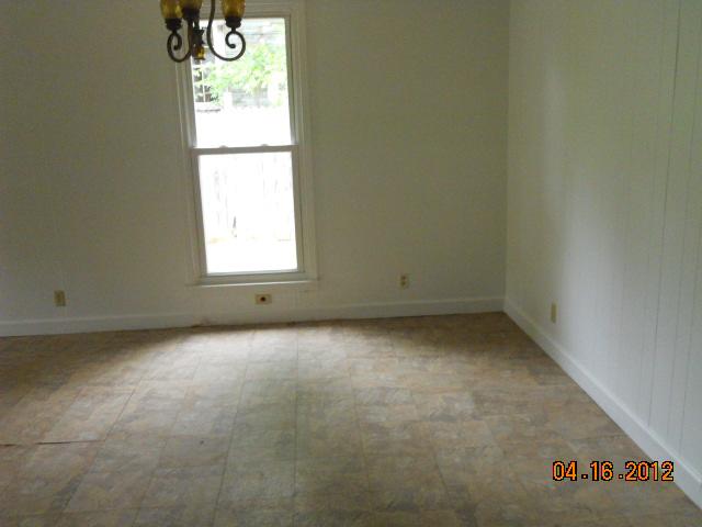 109 Ferbee Road Dickson, TN 37055 - Photo 16 of 16 DINING ROOM