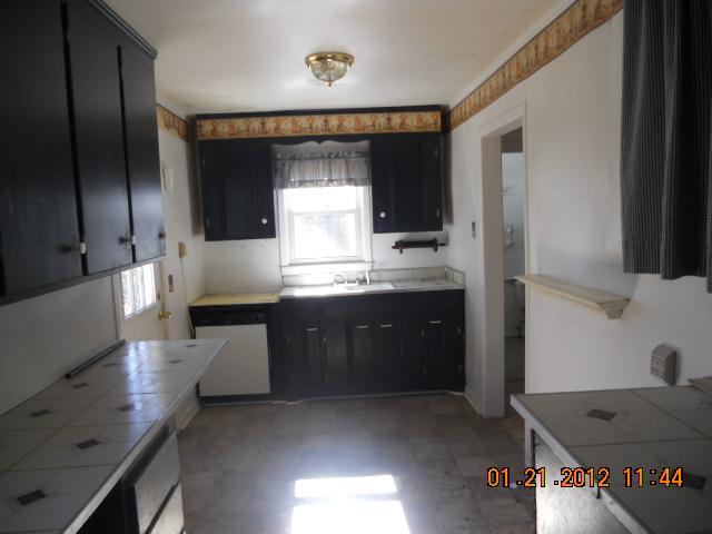109 Ferbee Road Dickson, TN 37055 - Photo 8 of 16 KITCHEN