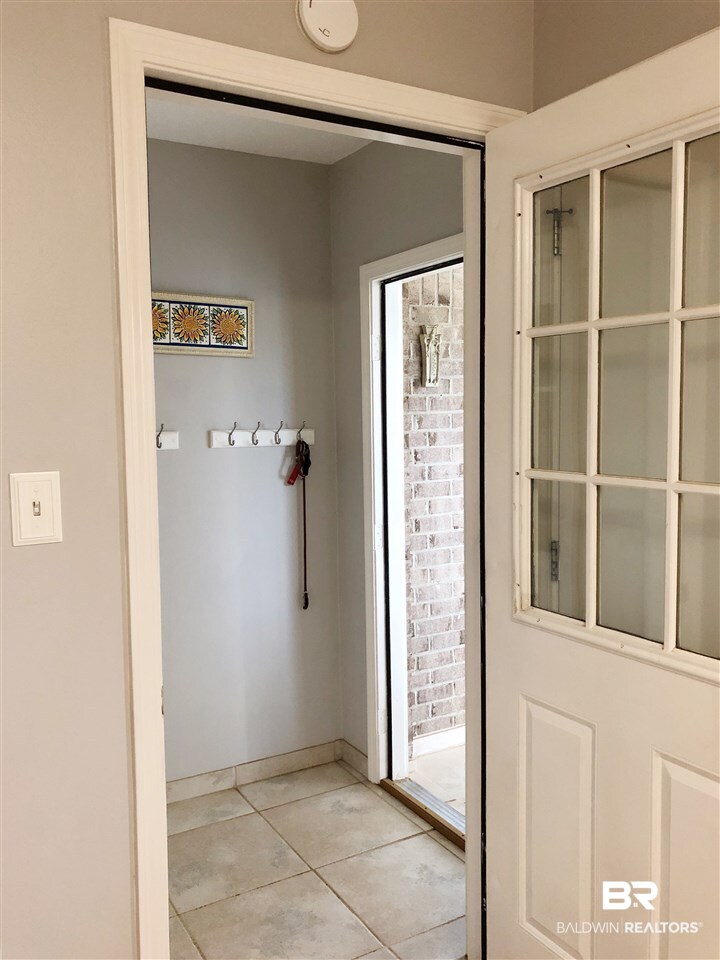 16447 Hunter Lane Foley, AL 36535 - Photo 31 of 31 MUDROOM