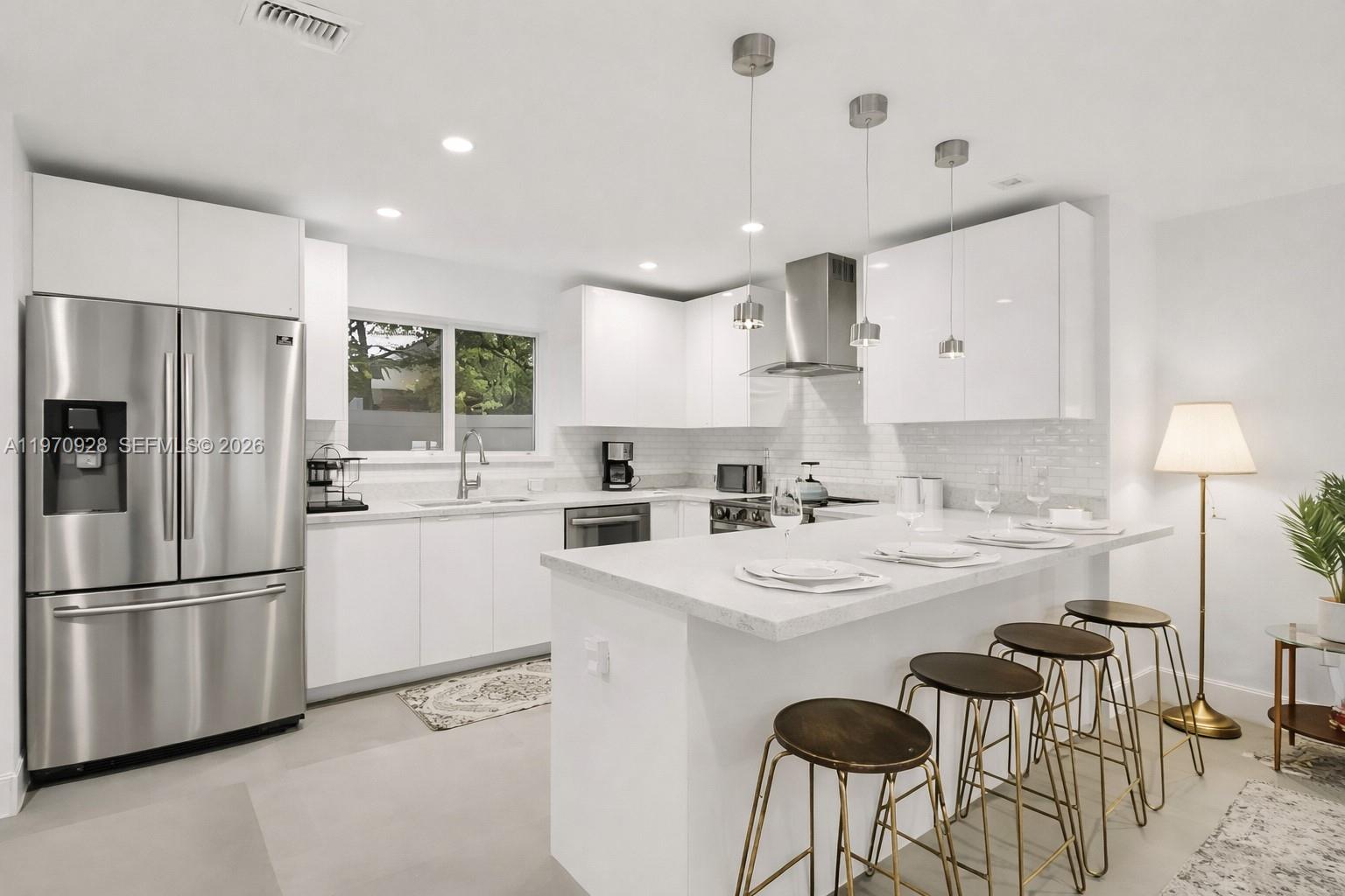 417 Southwest 15th Street Fort Lauderdale, FL 33315 - Photo 7 of 40