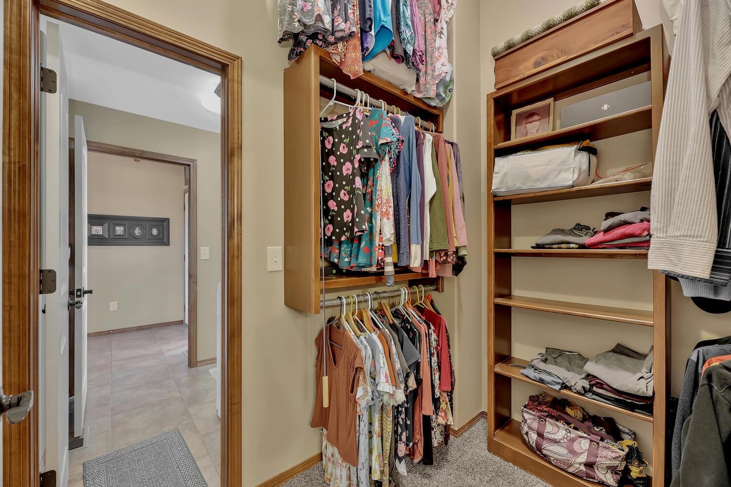 2022 South Webb Road Wichita, KS 67207 - Photo 17 of 32