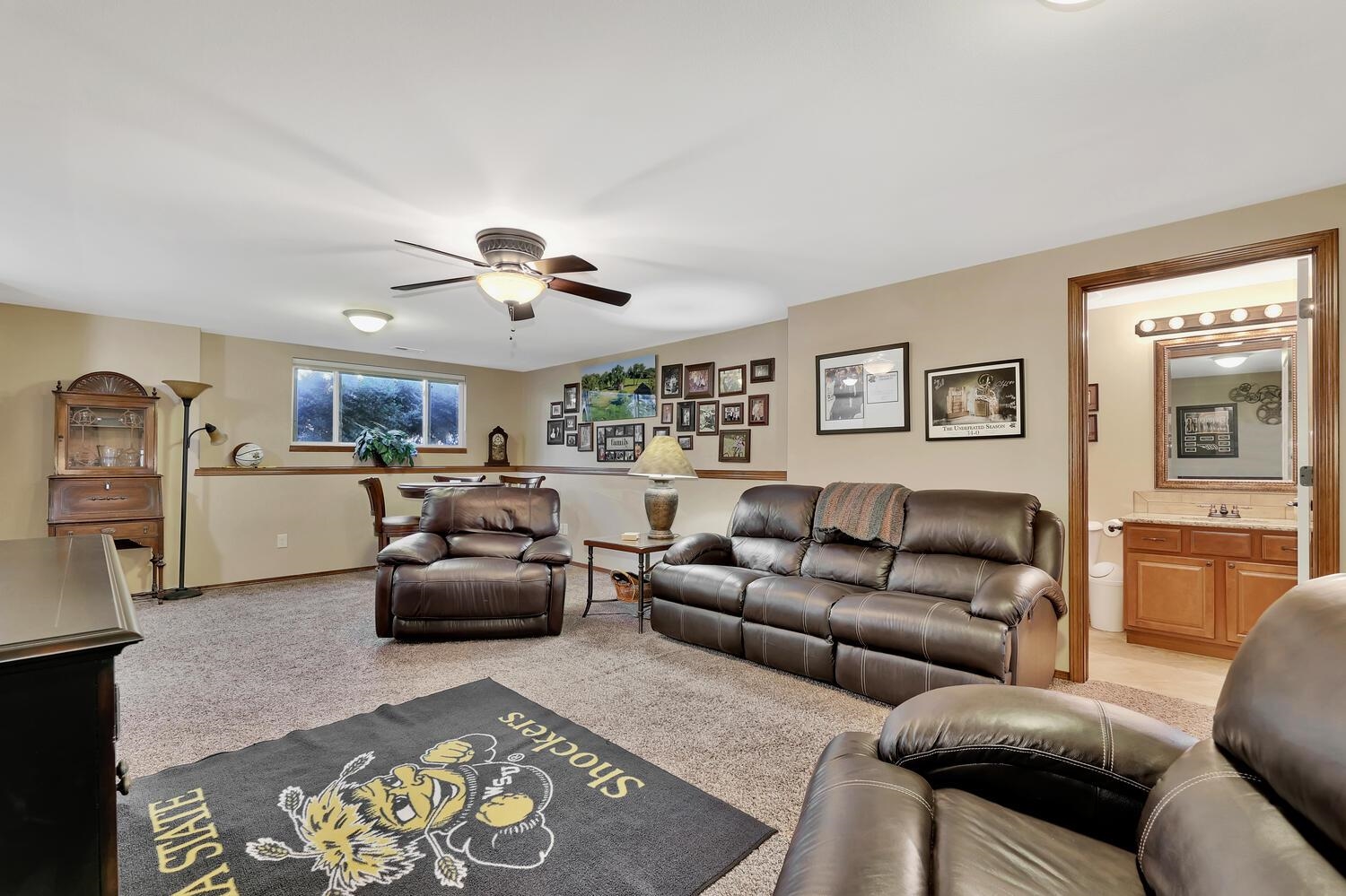 2022 South Webb Road Wichita, KS 67207 - Photo 23 of 32