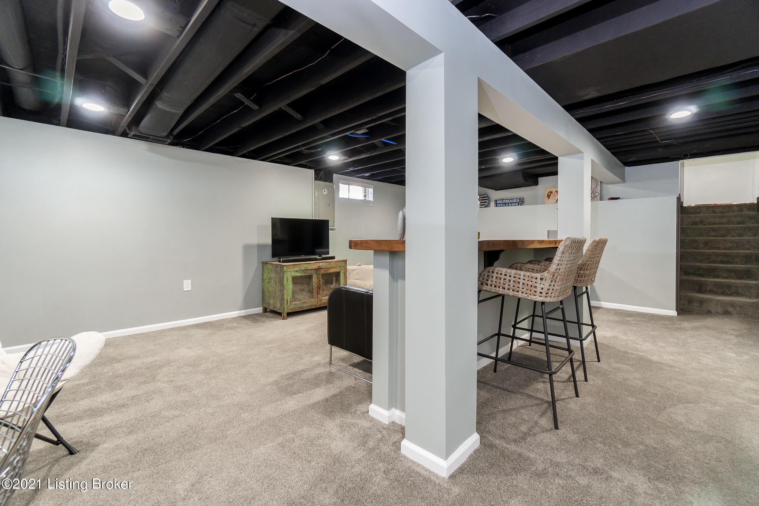 6813 Tottenham Road Louisville, KY 40207 - Photo 43 of 59 6813 Tottenham Rd-55