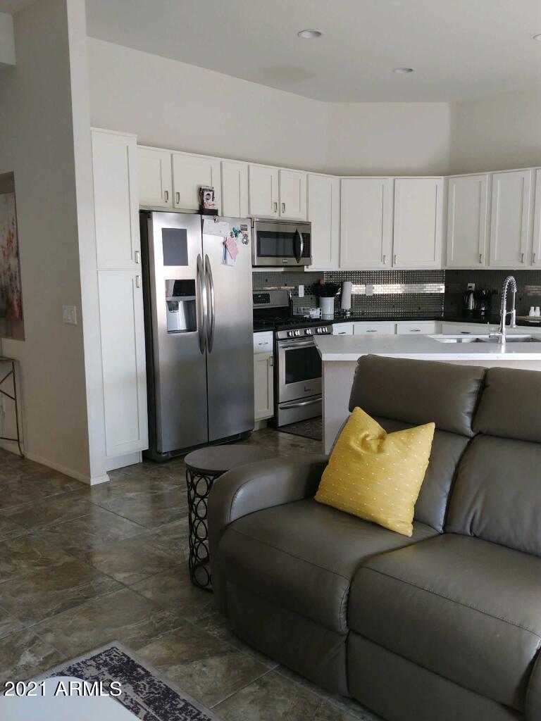 3113 East Danbury Road, Unit 25 Phoenix, AZ 85032 - Photo 4 of 17 090B9ACF-2BB1-425A-818E-7F14E8F06616