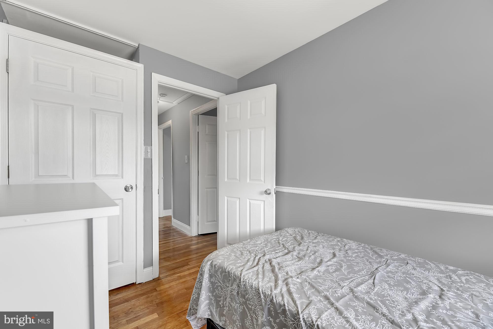 601 Charraway Road Baltimore, MD 21229 - Photo 12 of 26