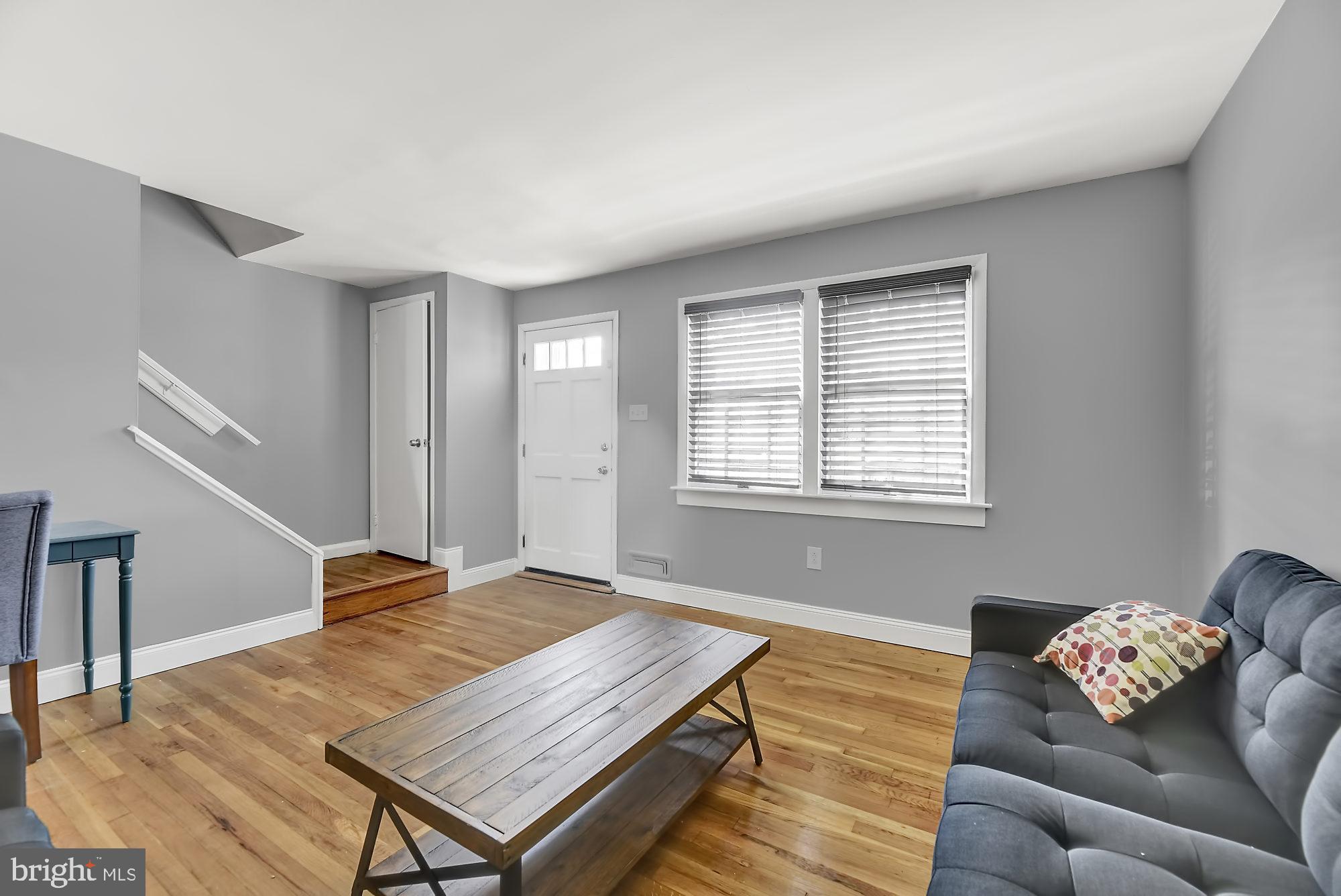 601 Charraway Road Baltimore, MD 21229 - Photo 3 of 26