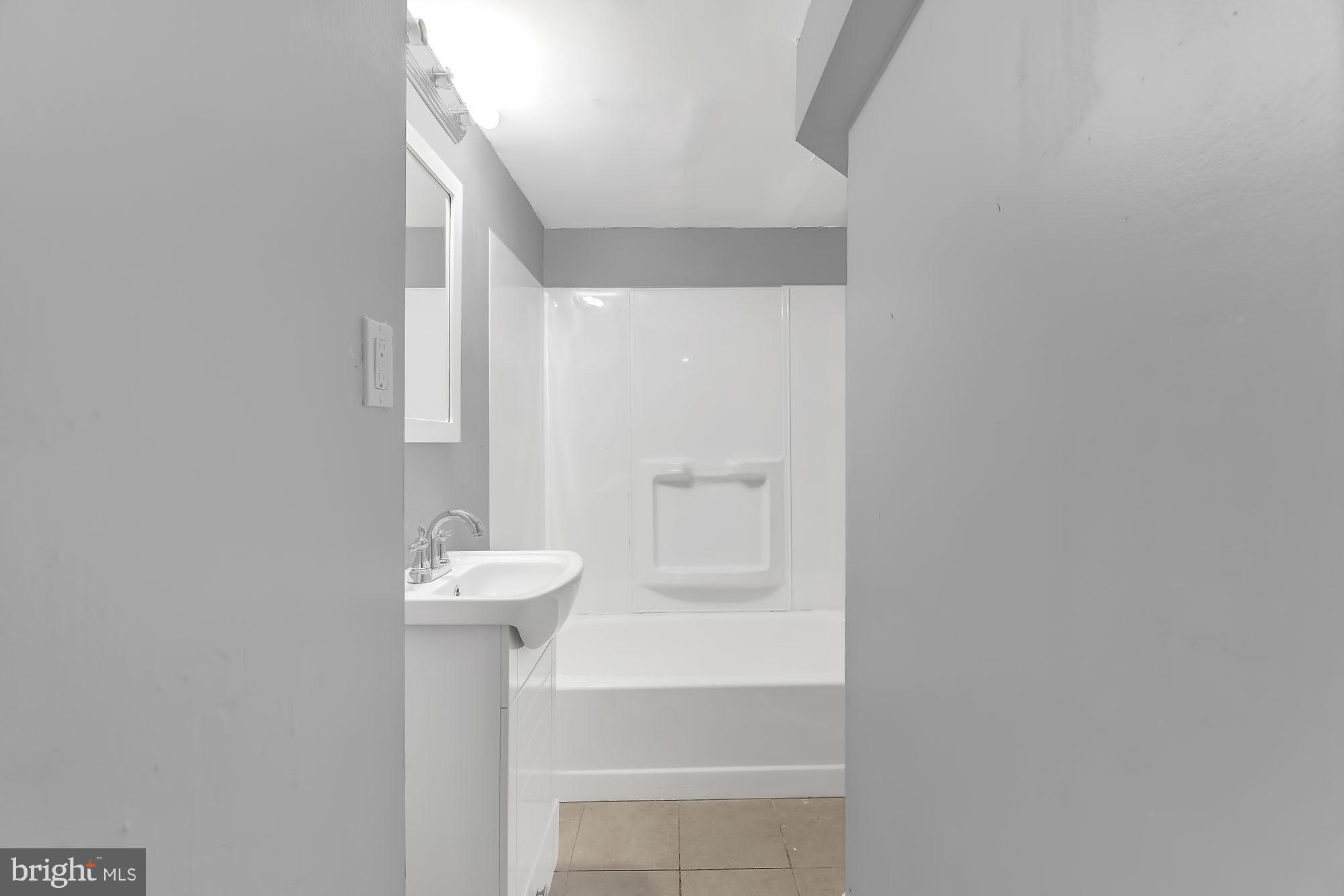 601 Charraway Road Baltimore, MD 21229 - Photo 21 of 26
