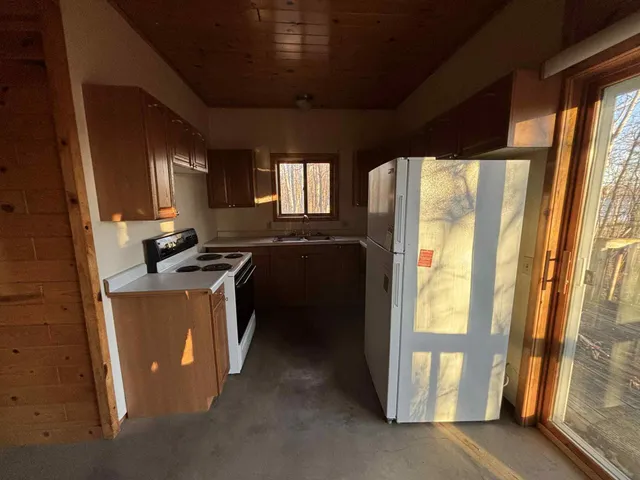 $183,000 | 596 Columbo Street, Bovey, MN 55709