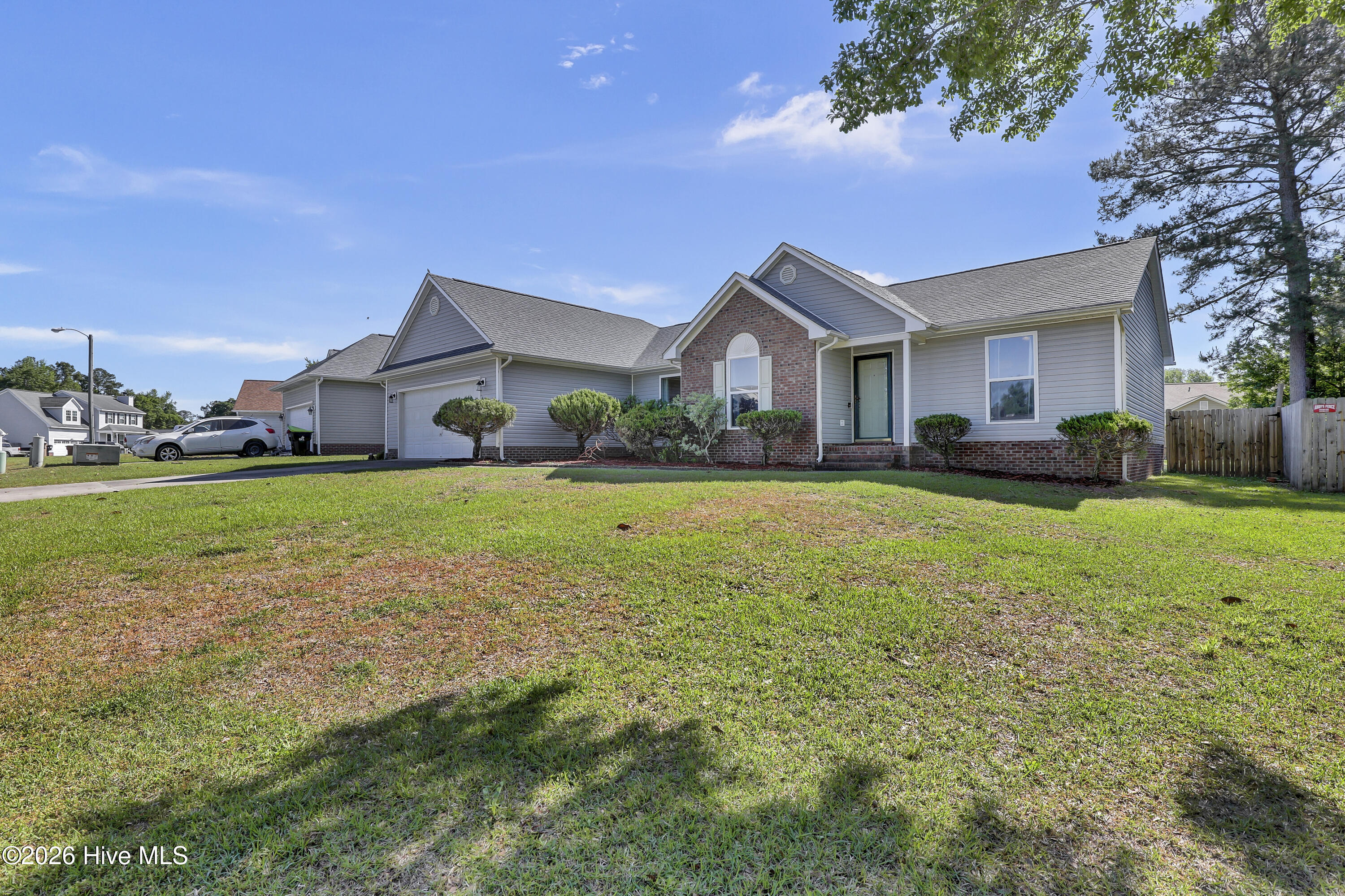 527 Raintree Road Jacksonville, NC 28540 - Photo 1 of 43 527 Raintree Road
