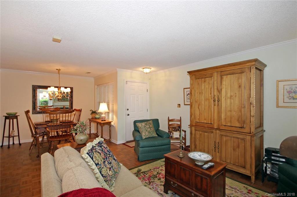 5003 Sharon Road, Unit M Charlotte, NC 28210 - Photo 3 of 20