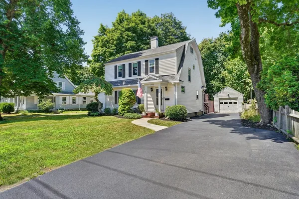 $724,999 | 195 Pond Street, Weymouth, MA 02190