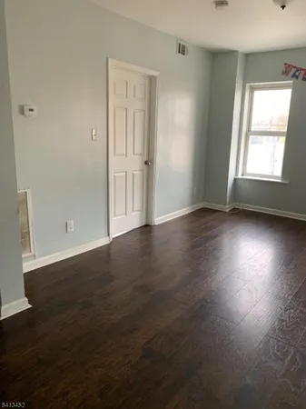 $2,850 | 1313 South 2nd Street, Unit B, Plainfield, NJ 07063