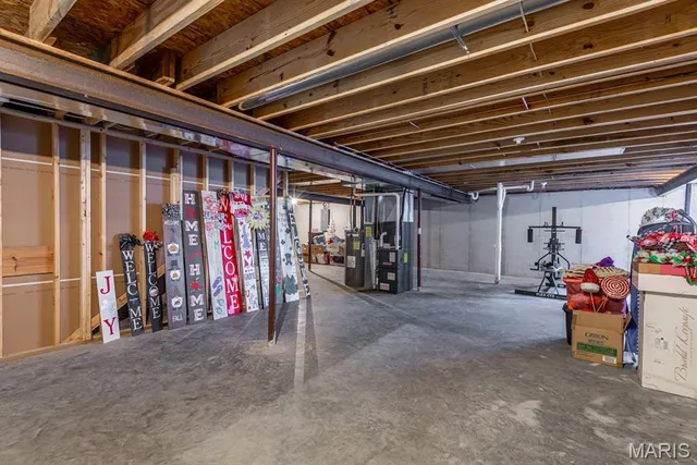 $298,000 | 8 Rockshire Landing, Herculaneum, MO 63048