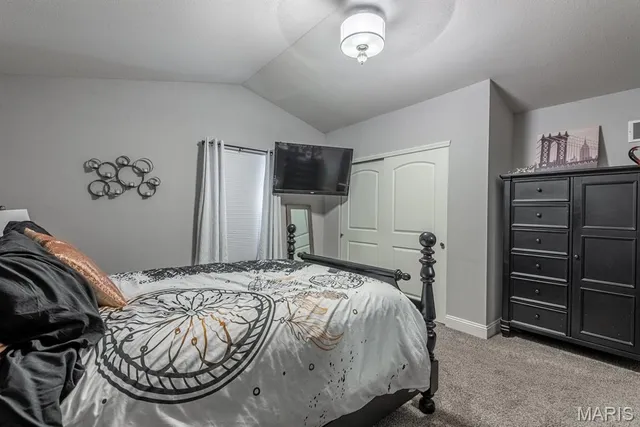 $298,000 | 8 Rockshire Landing, Herculaneum, MO 63048