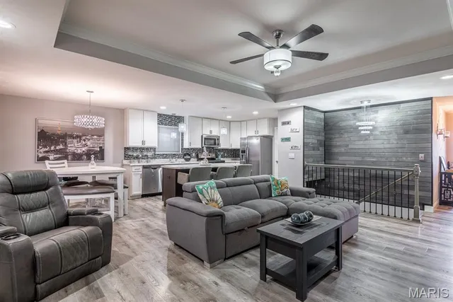 $298,000 | 8 Rockshire Landing, Herculaneum, MO 63048