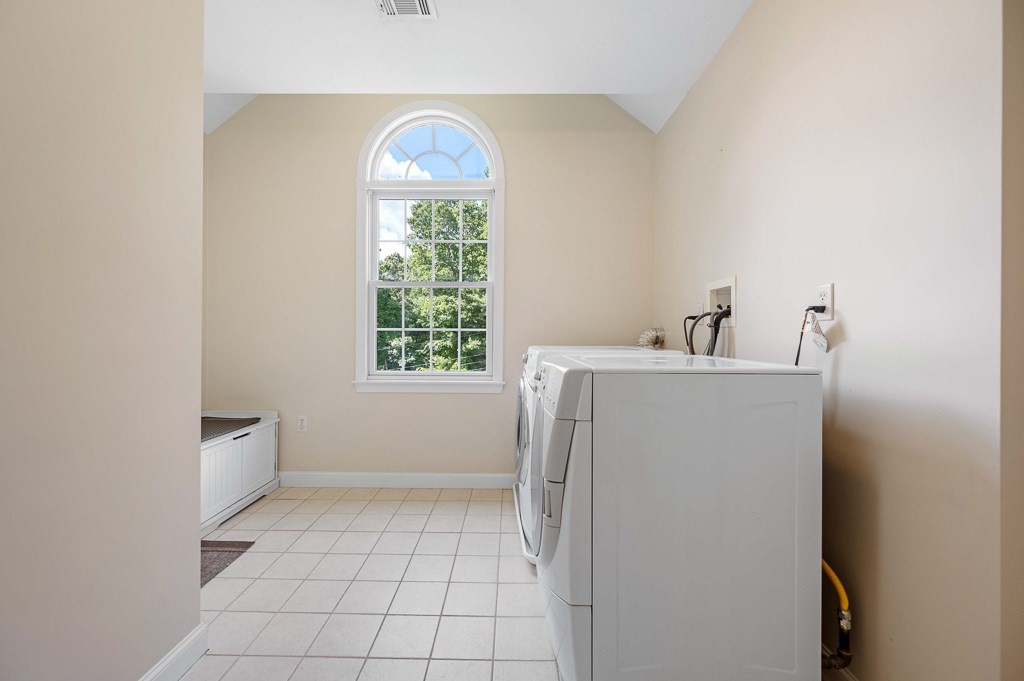 29 Upland Road Ashland, MA 01721 - Photo 23 of 40 Gallery Image 23