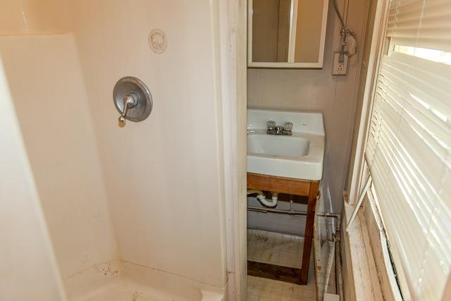 422 East 2nd Street Madison, IN 47250 - Photo 12 of 55