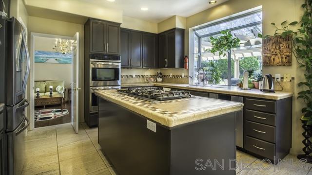 5818 Ranch View Road Oceanside, CA 92057 - Photo 10 of 25 Gallery Image 10