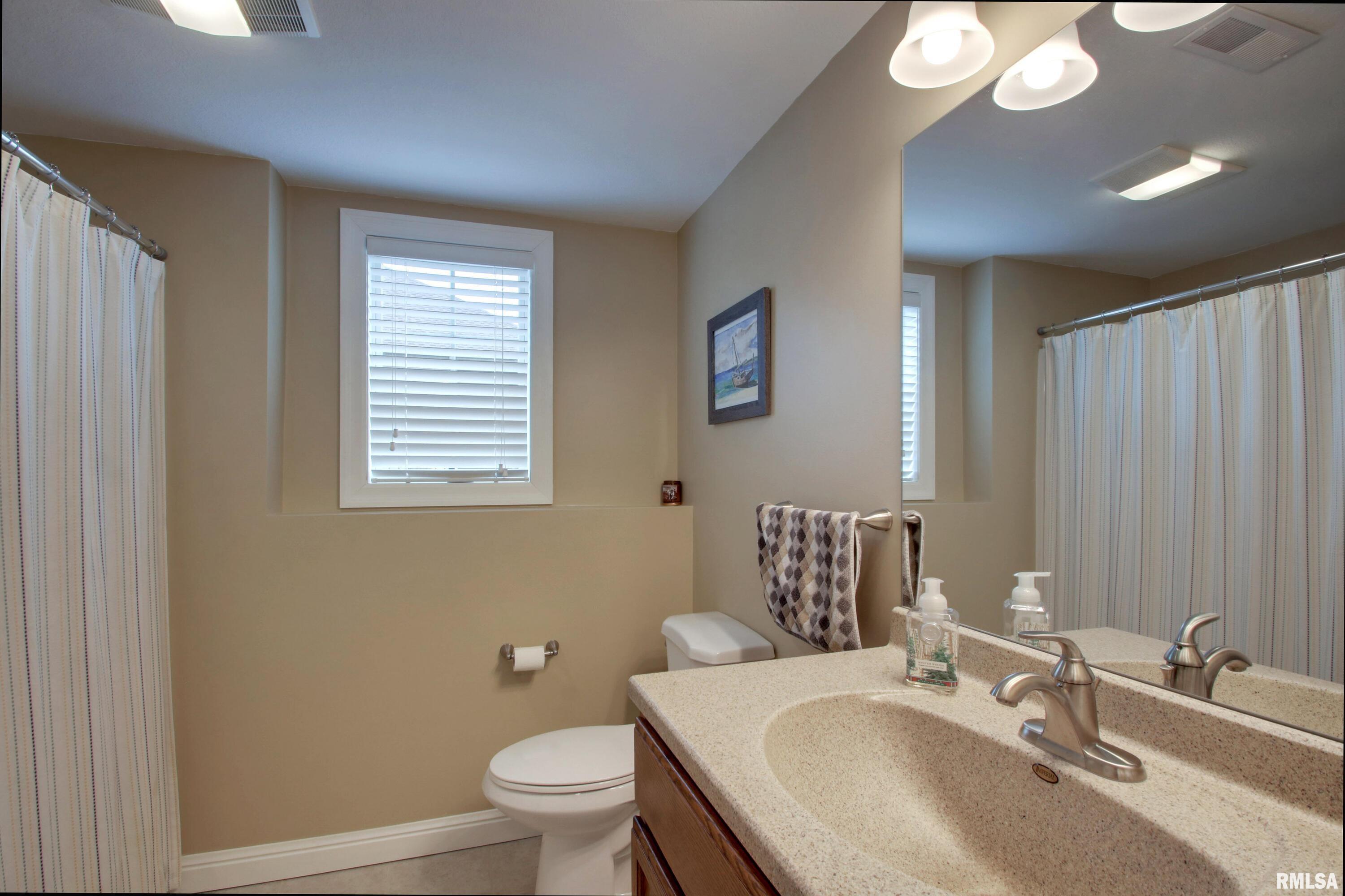 4706 Caleb Lane Quincy, IL 62305 - Photo 19 of 32