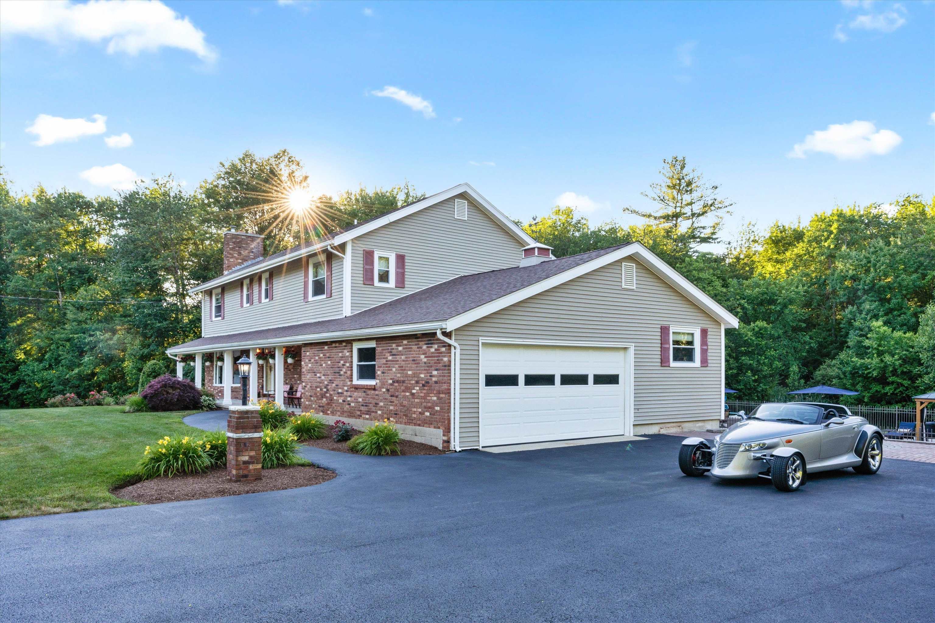 2 Tallant Road Pelham, NH 03076 - Photo 2 of 40