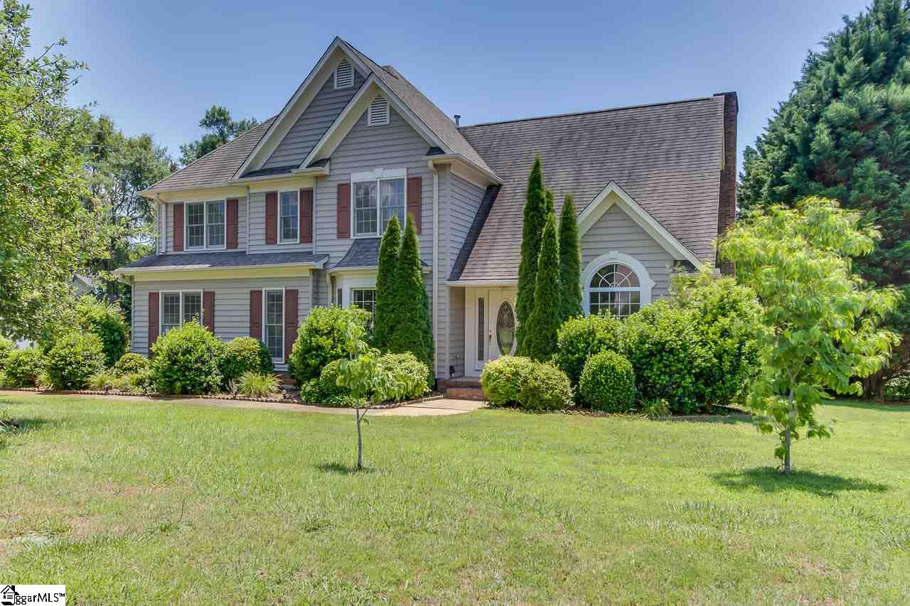 101 Spring Lake Loop Simpsonville, SC 29681 - Photo 1 of 36