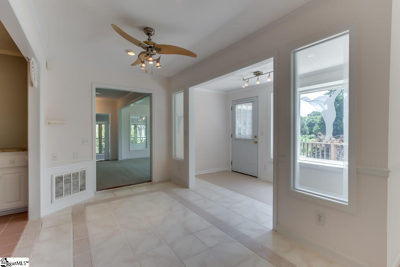 101 Spring Lake Loop Simpsonville, SC 29681 - Photo 14 of 36