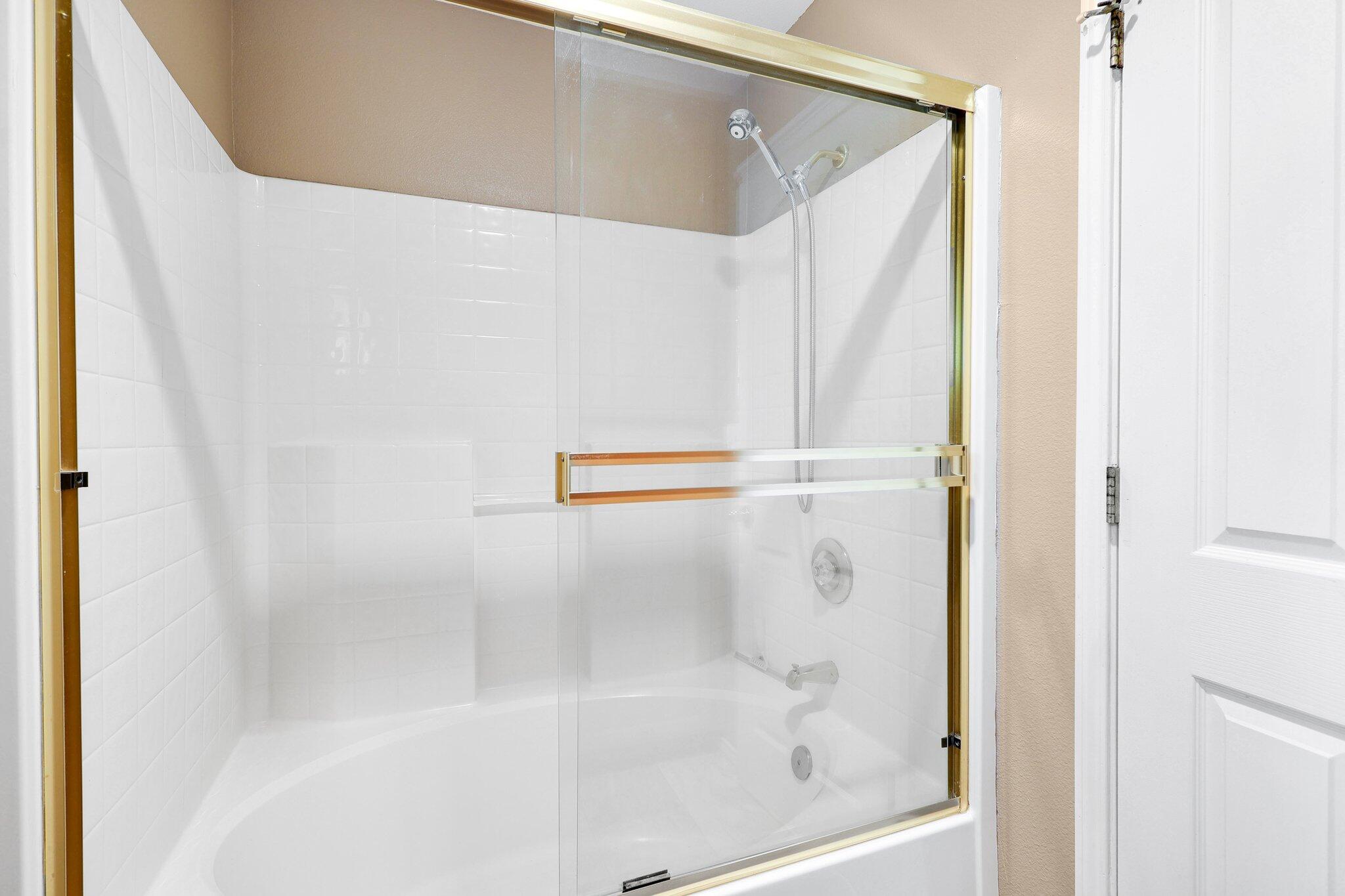 19271 Lexington Lane Redding, CA 96003 - Photo 24 of 39 a bathroom with a shower