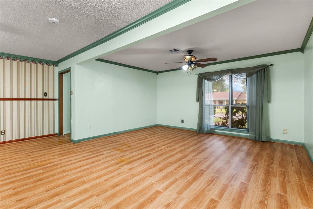 6300 Landmark Drive Waco, TX 76710 - Photo 11 of 29