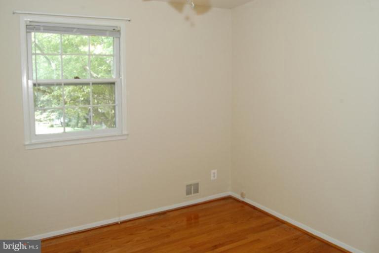 5503 Sedgwick Lane Springfield, VA 22151 - Photo 13 of 23 Bedroom #3