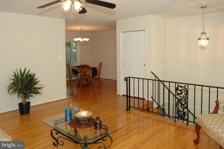 5503 Sedgwick Lane Springfield, VA 22151 - Photo 5 of 23 Living Room #3