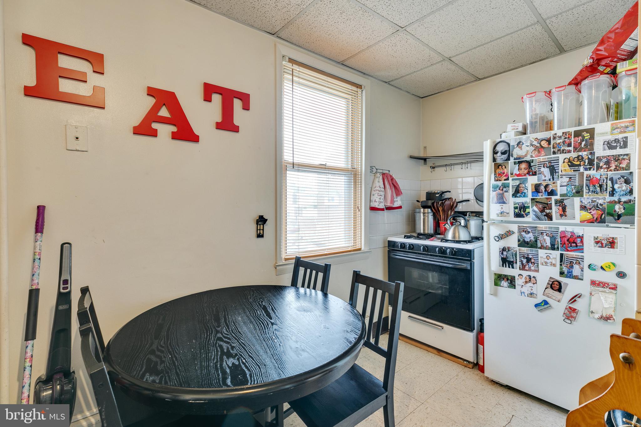 242 Kingston Road Upper Darby, PA 19082 - Photo 8 of 27 a room with furniture and workspace