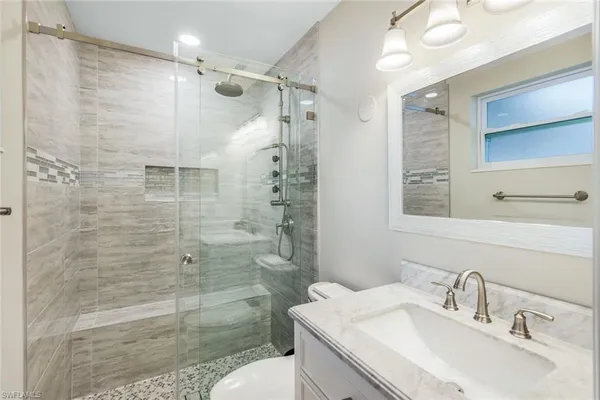 $3,000 | 975 22nd Avenue North, Naples, FL 34103