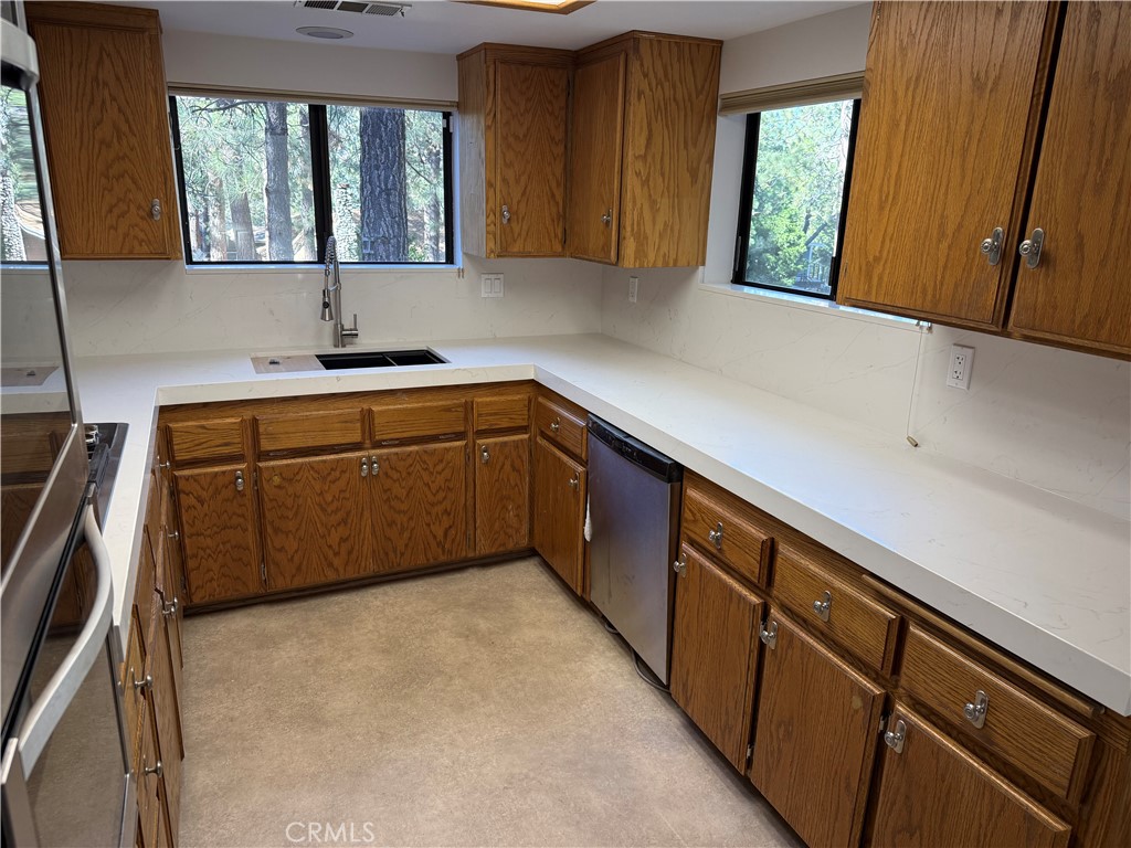 985 Pheasant Road Wrightwood, CA 92397 - Photo 21 of 61