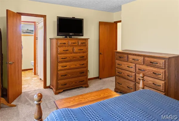 $270,000 | 1204 Cemetery Avenue, Jerseyville, IL 62052