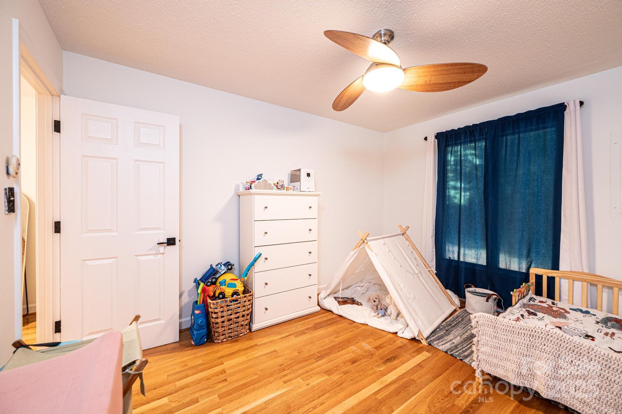 3776 Ram's Club Place Lenoir, NC 28645 - Photo 17 of 32