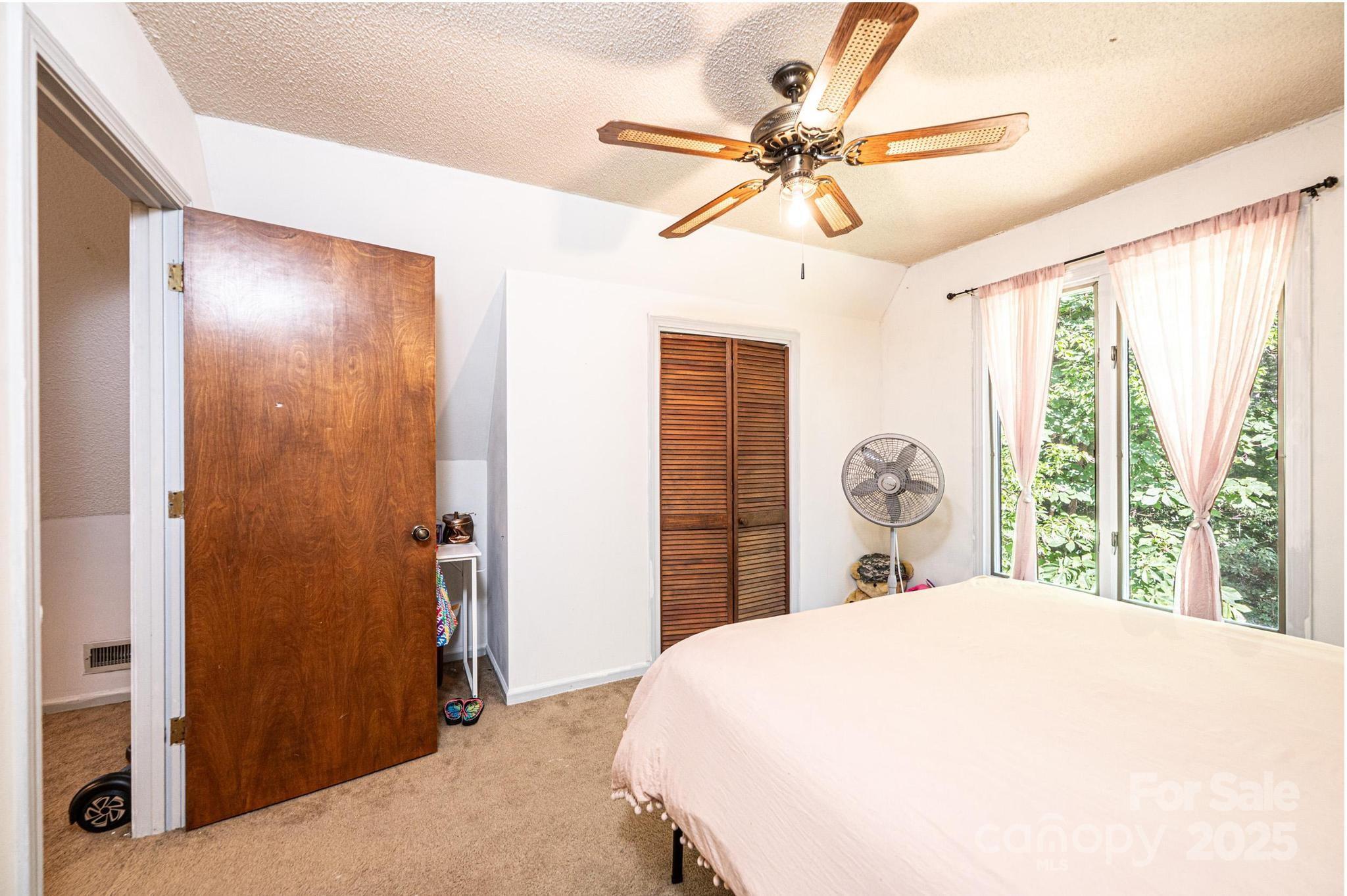 3776 Ram's Club Place Lenoir, NC 28645 - Photo 2 of 32