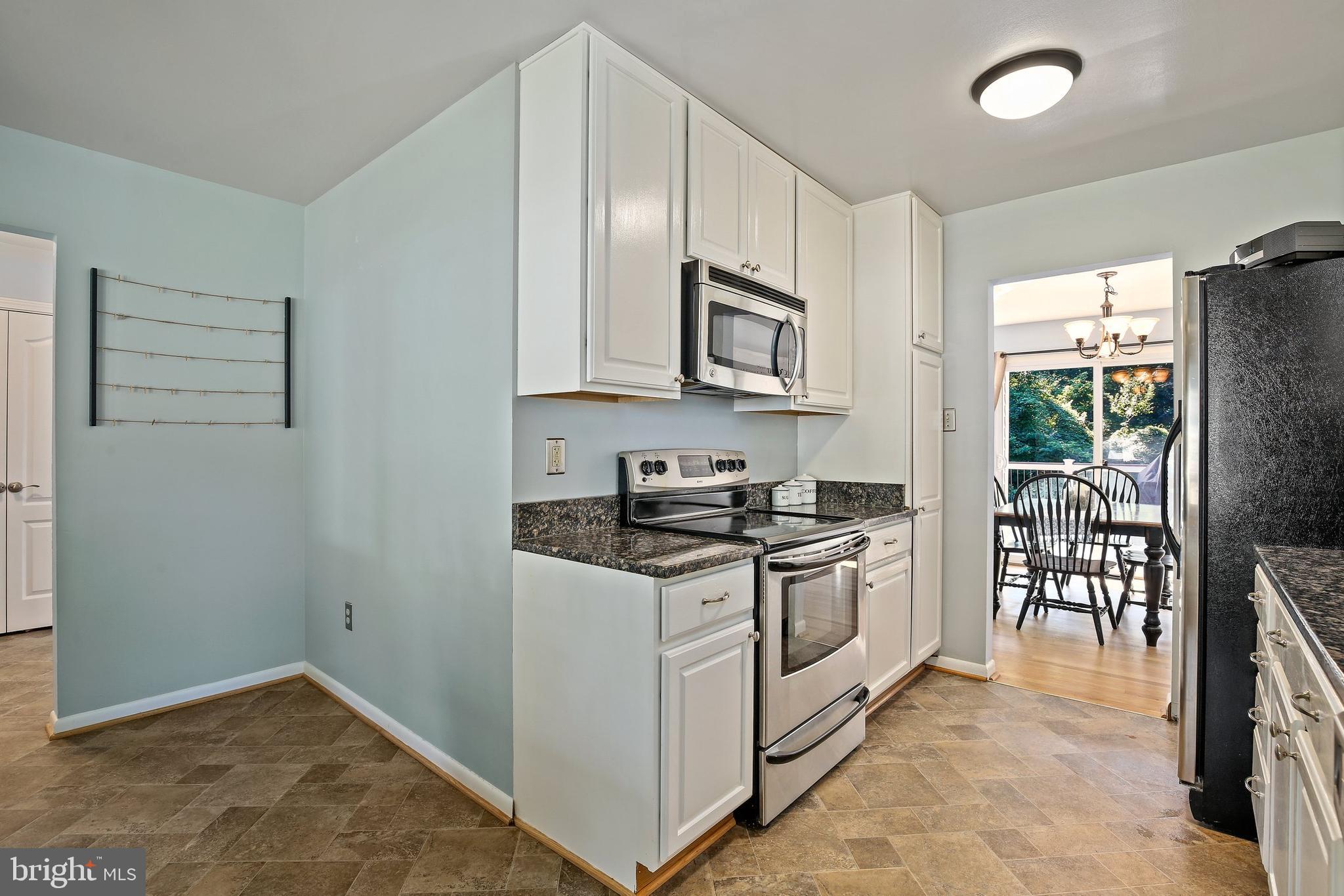 1521 Ainsley Road Silver Spring, MD 20904 - Photo 9 of 36 Gallery Image 9