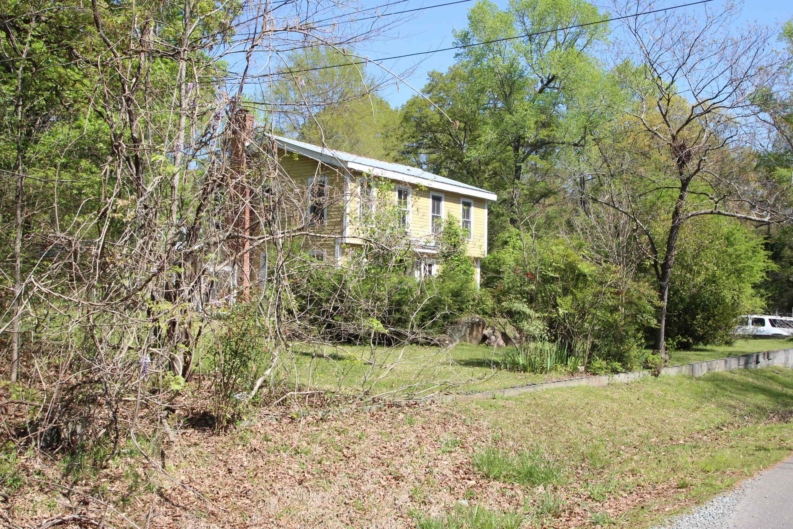 116 Pine Street Carrboro, NC 27510 - Photo 2 of 66 a view of a yard