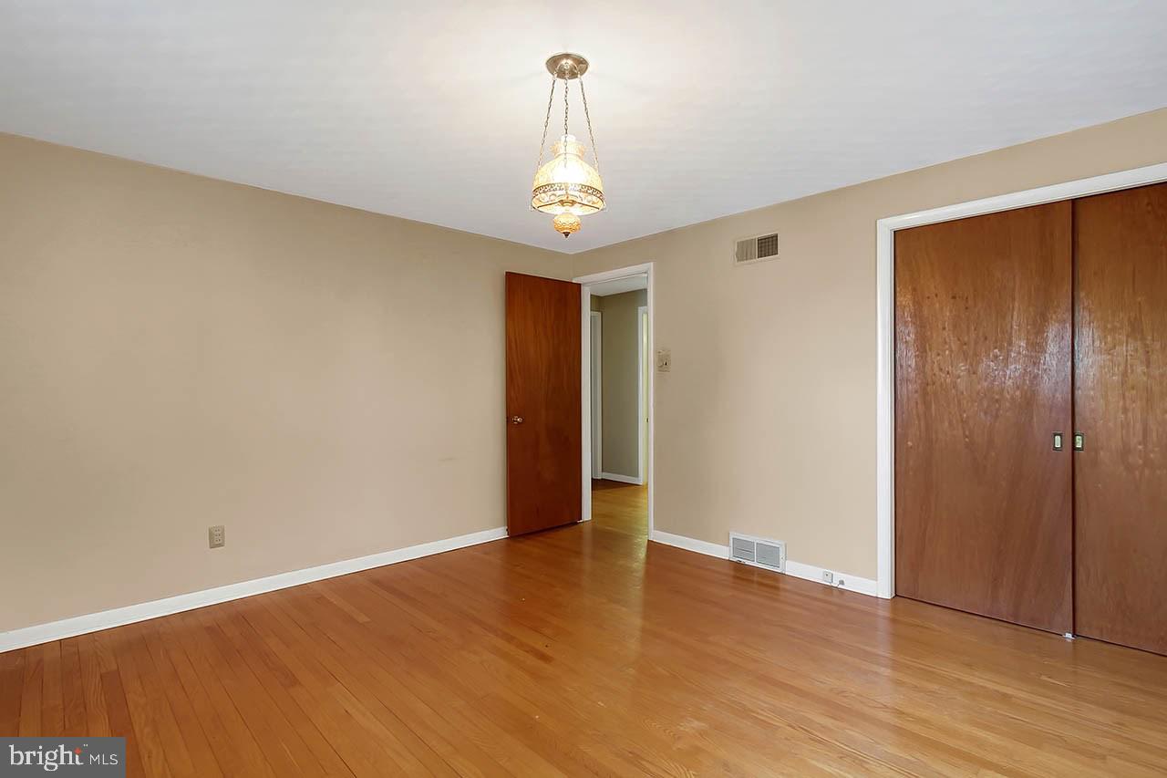 359 Hillcrest Road York, PA 17403 - Photo 13 of 24