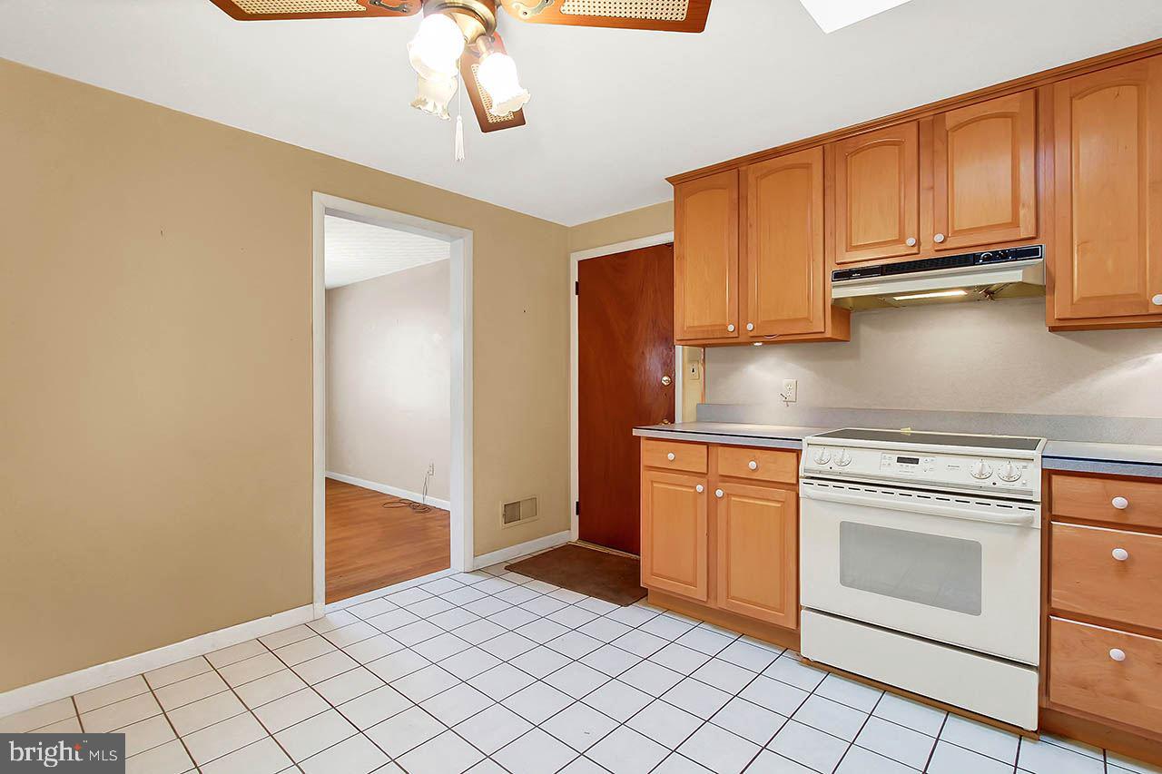 359 Hillcrest Road York, PA 17403 - Photo 10 of 24