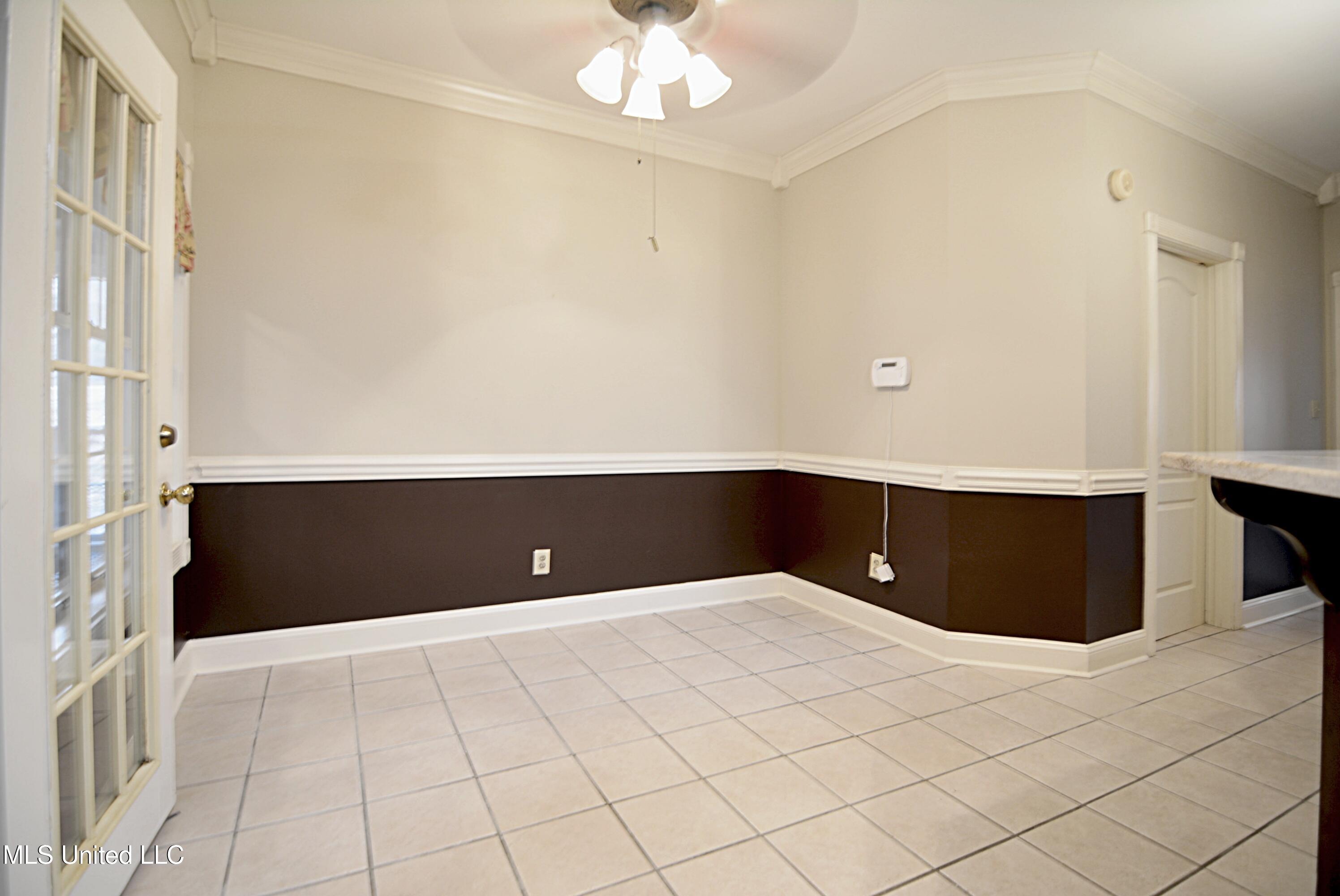 1320 Wooten Road Nesbit, MS 38651 - Photo 15 of 37 Breakfast Room
