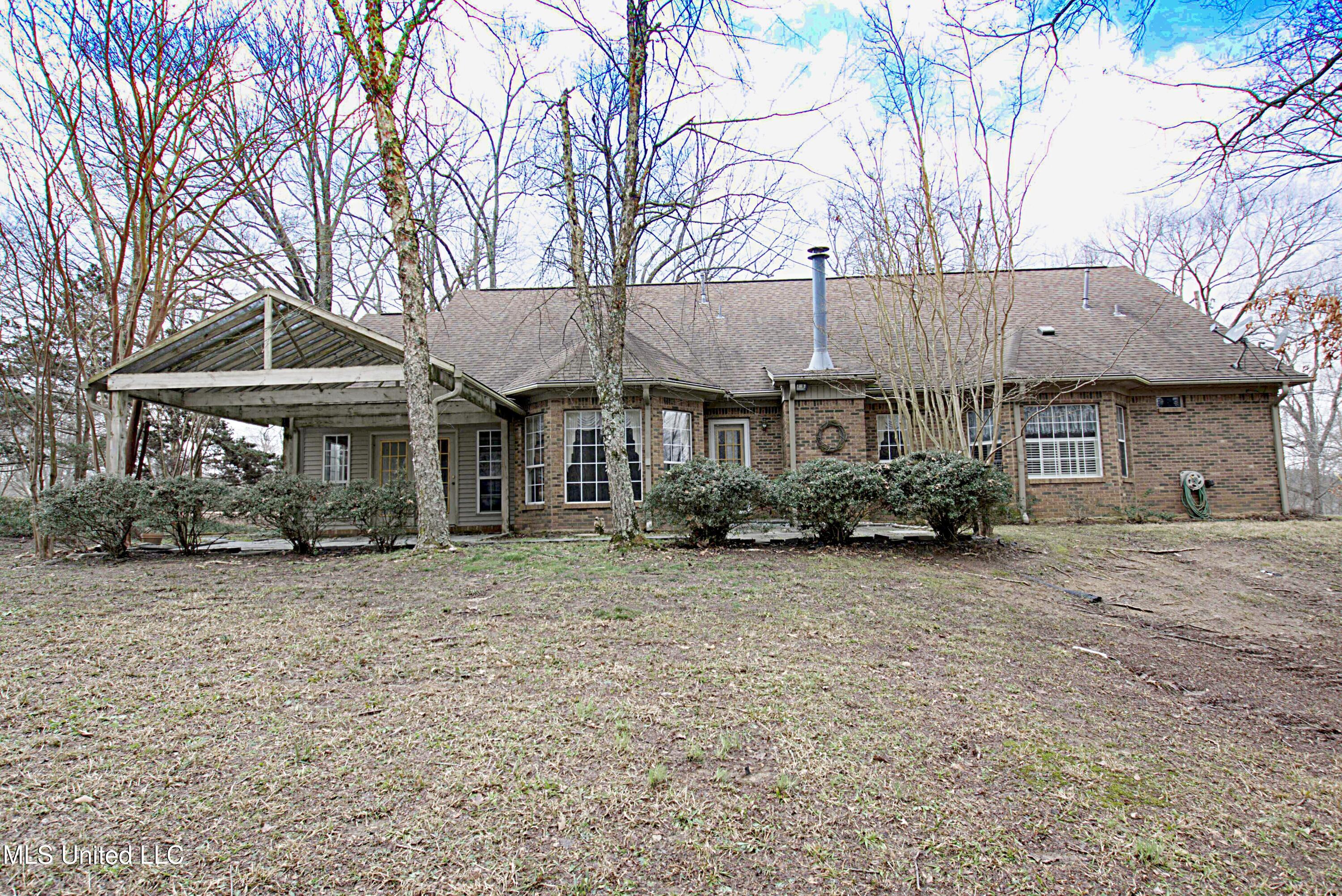 1320 Wooten Road Nesbit, MS 38651 - Photo 31 of 37 Back of Home