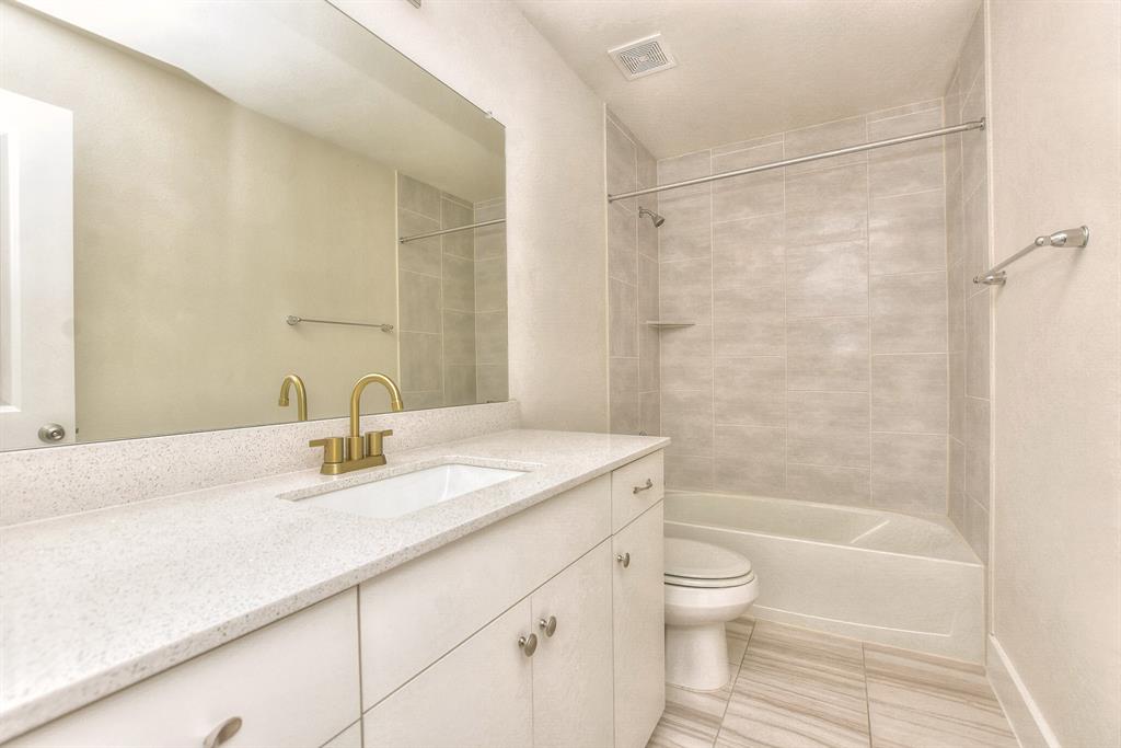 420 White Steppe Way Georgetown, TX 78626 - Photo 10 of 29 Primary Bathroom