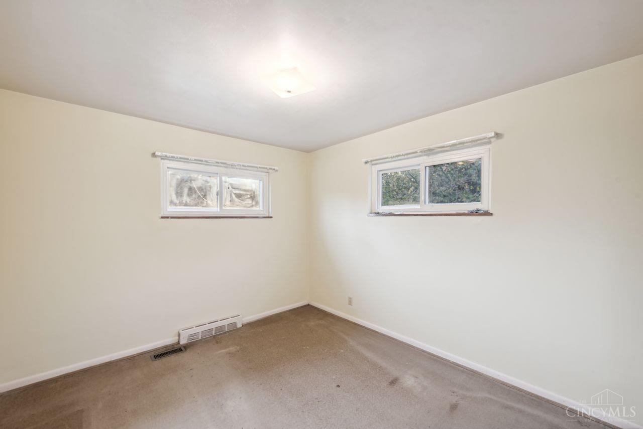 6622 Blue Rock Road Cincinnati, OH 45247 - Photo 13 of 23 Gallery Image 13