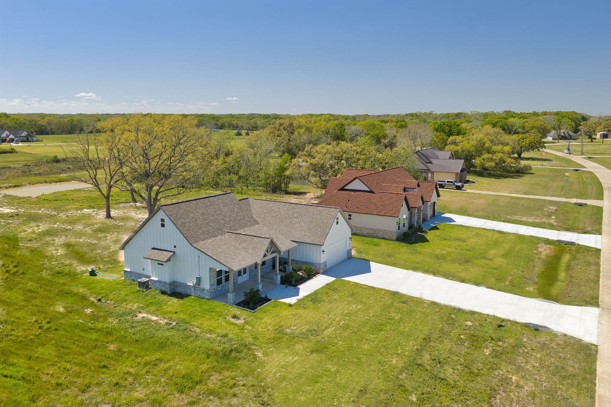 925 Buffalo Trail Angleton, TX 77515 - Photo 43 of 45